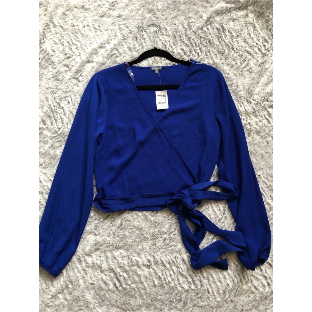 Charlotte Russe blue knot long sleeve crop top l